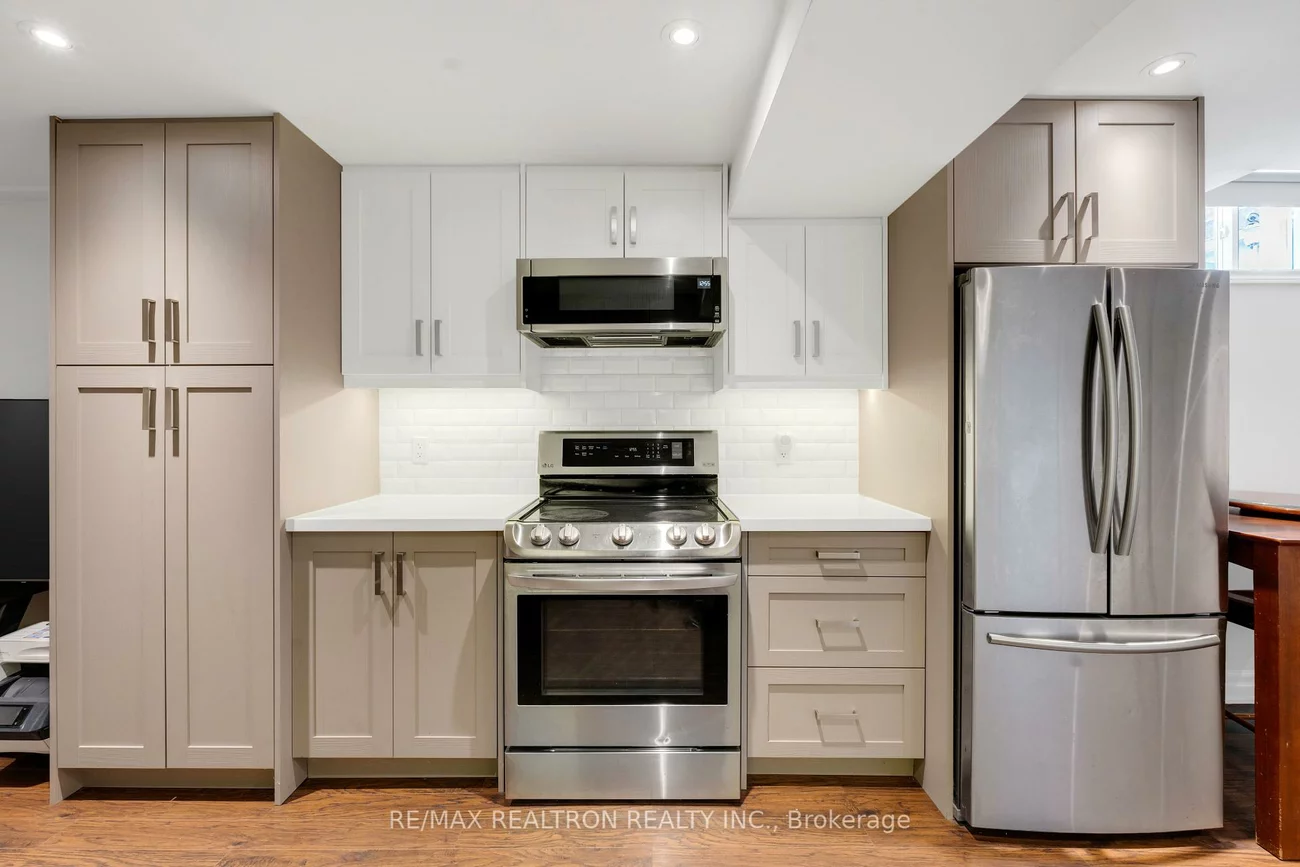 26, Cowles, Mill Pond, Richmond Hill