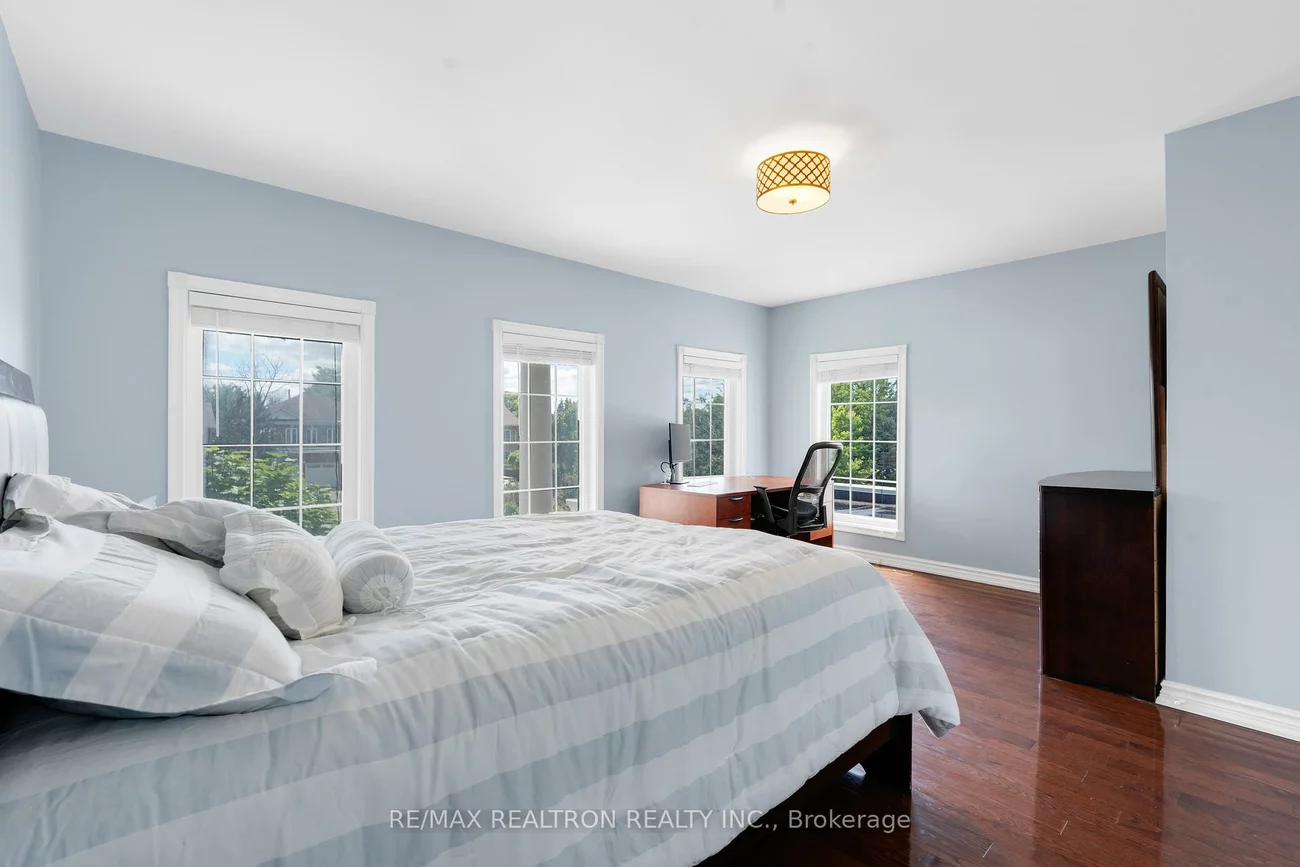 26, Cowles, Mill Pond, Richmond Hill