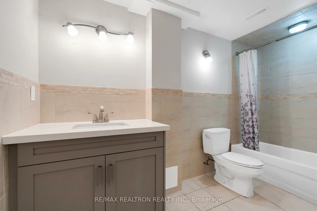 26, Cowles, Mill Pond, Richmond Hill