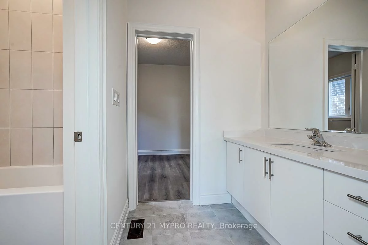 24, Current, Rural Richmond Hill, Richmond Hill