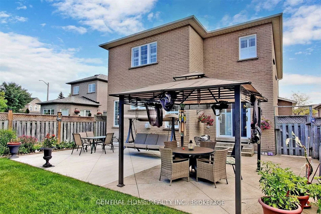 8, Raintree, Oak Ridges, Richmond Hill