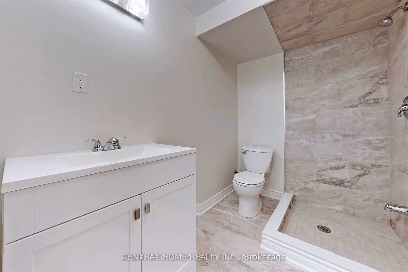 8, Raintree, Oak Ridges, Richmond Hill
