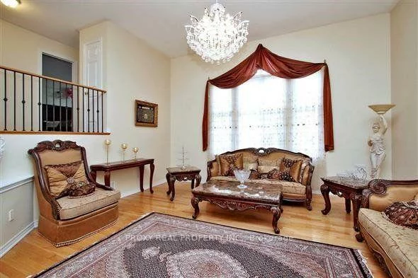 193, Selwyn, Jefferson, Richmond Hill