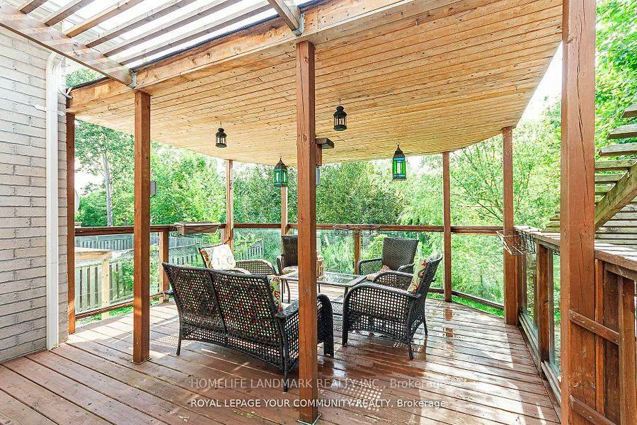 111, Deerwood, Oak Ridges, Richmond Hill