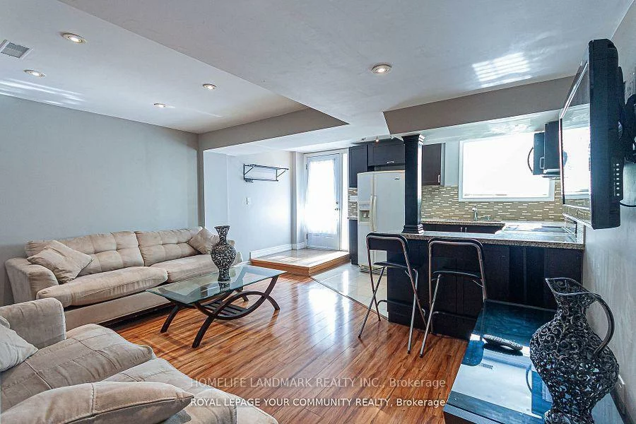 111, Deerwood, Oak Ridges, Richmond Hill