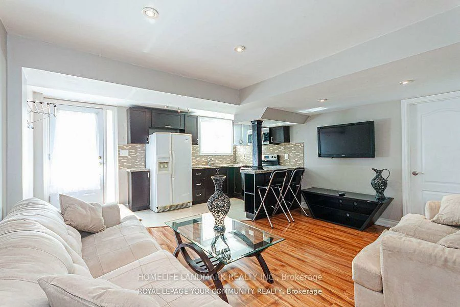 111, Deerwood, Oak Ridges, Richmond Hill