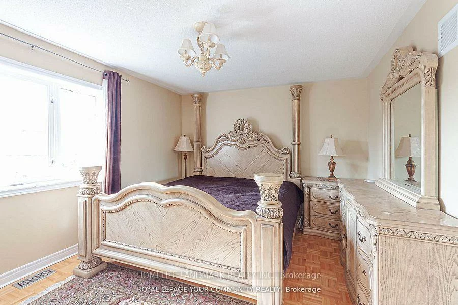 111, Deerwood, Oak Ridges, Richmond Hill