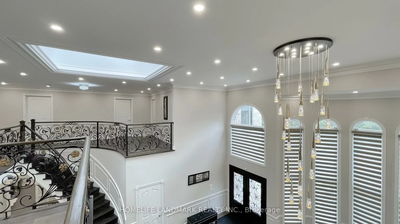 16, Crescentview, Bayview Hill, Richmond Hill