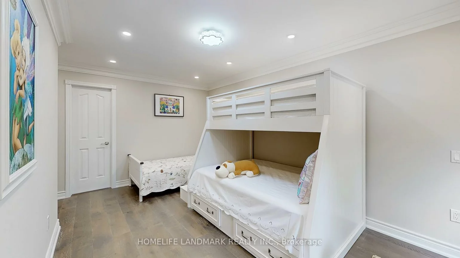 16, Crescentview, Bayview Hill, Richmond Hill