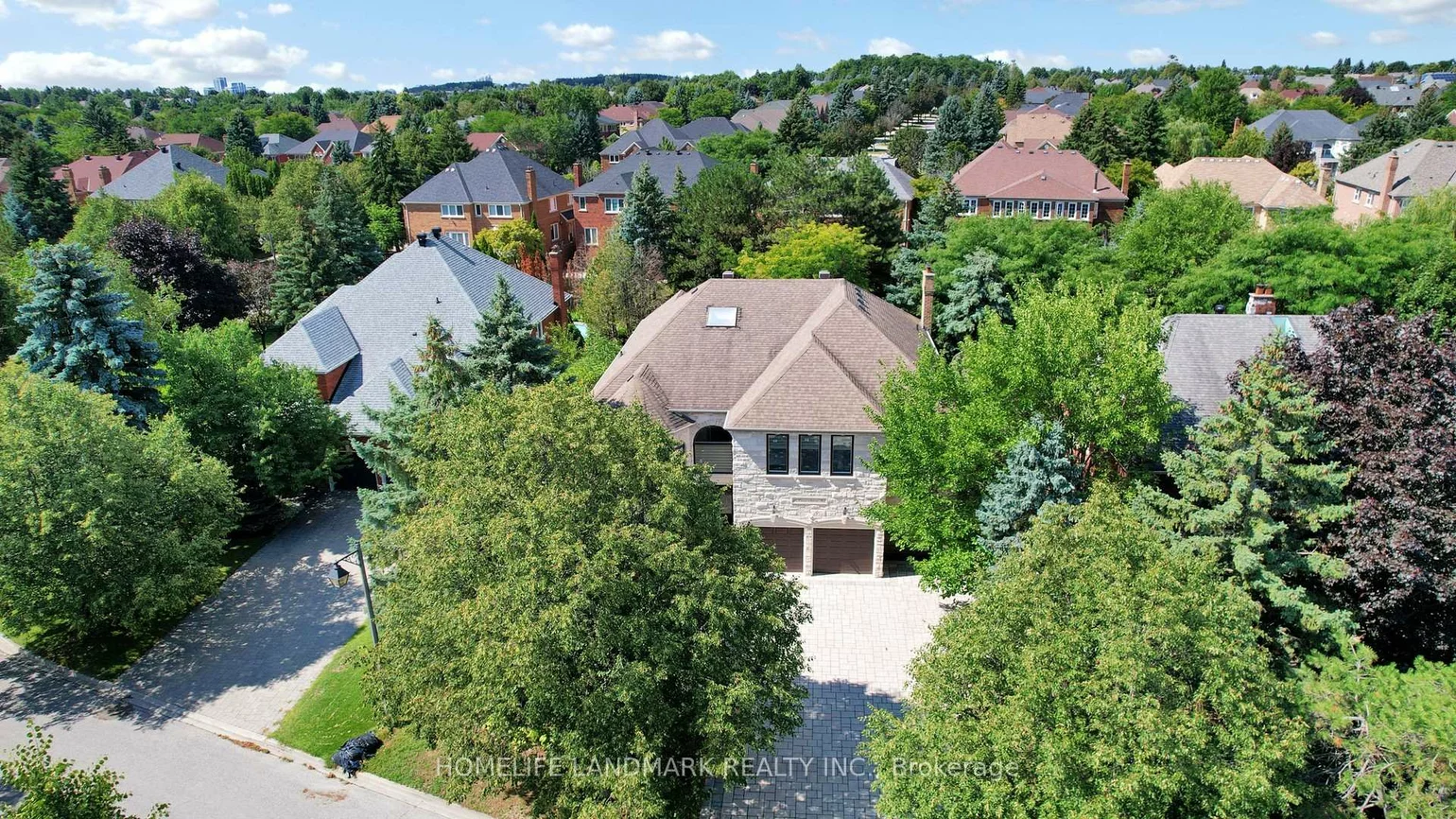 16, Crescentview, Bayview Hill, Richmond Hill