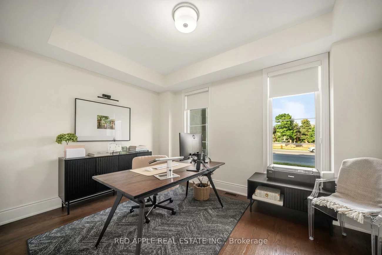 9392, Bayview, Observatory, Richmond Hill