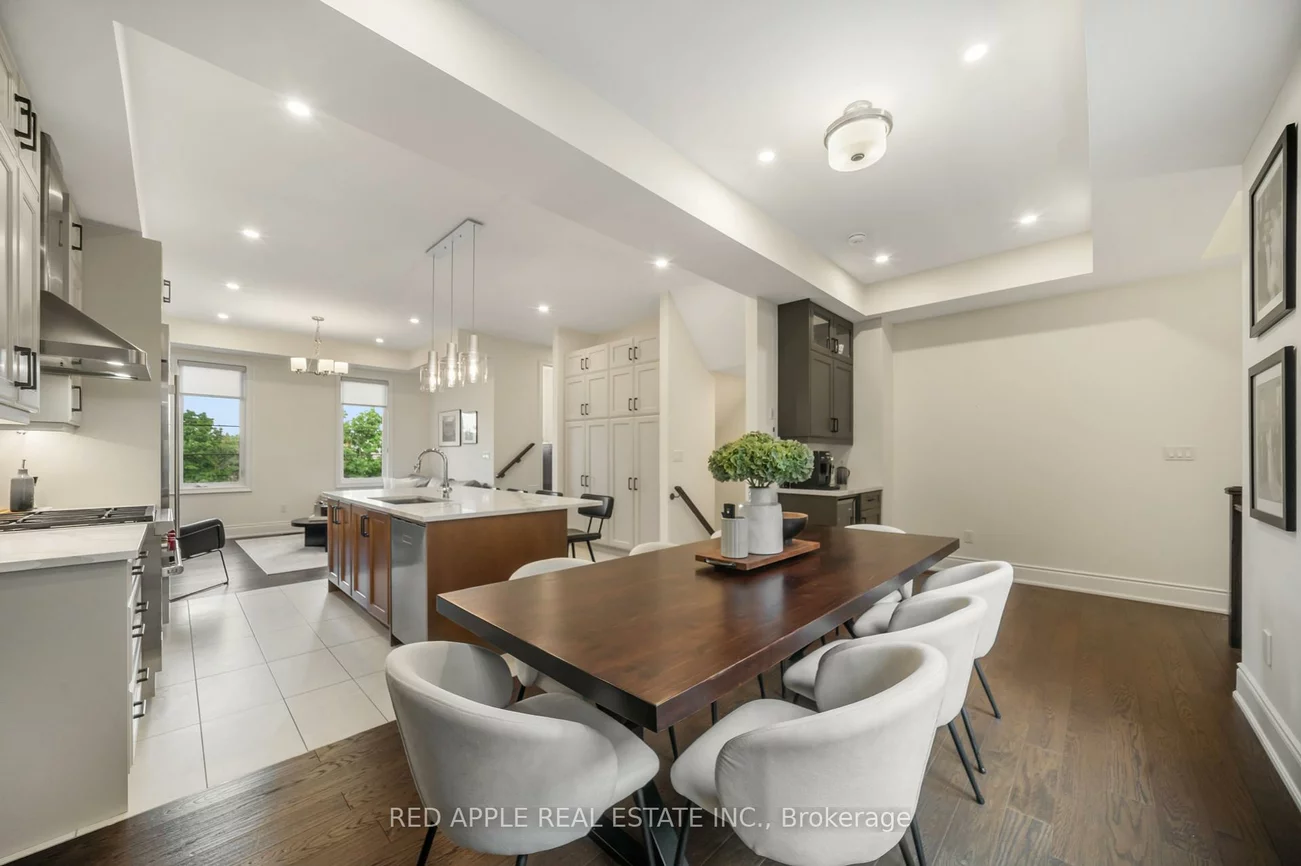 9392, Bayview, Observatory, Richmond Hill