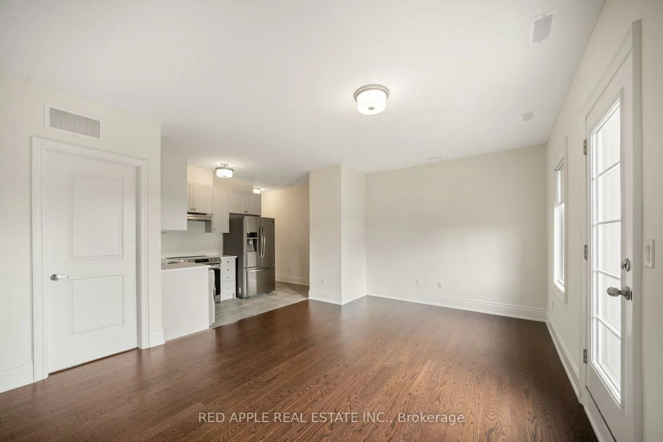 9392, Bayview, Observatory, Richmond Hill