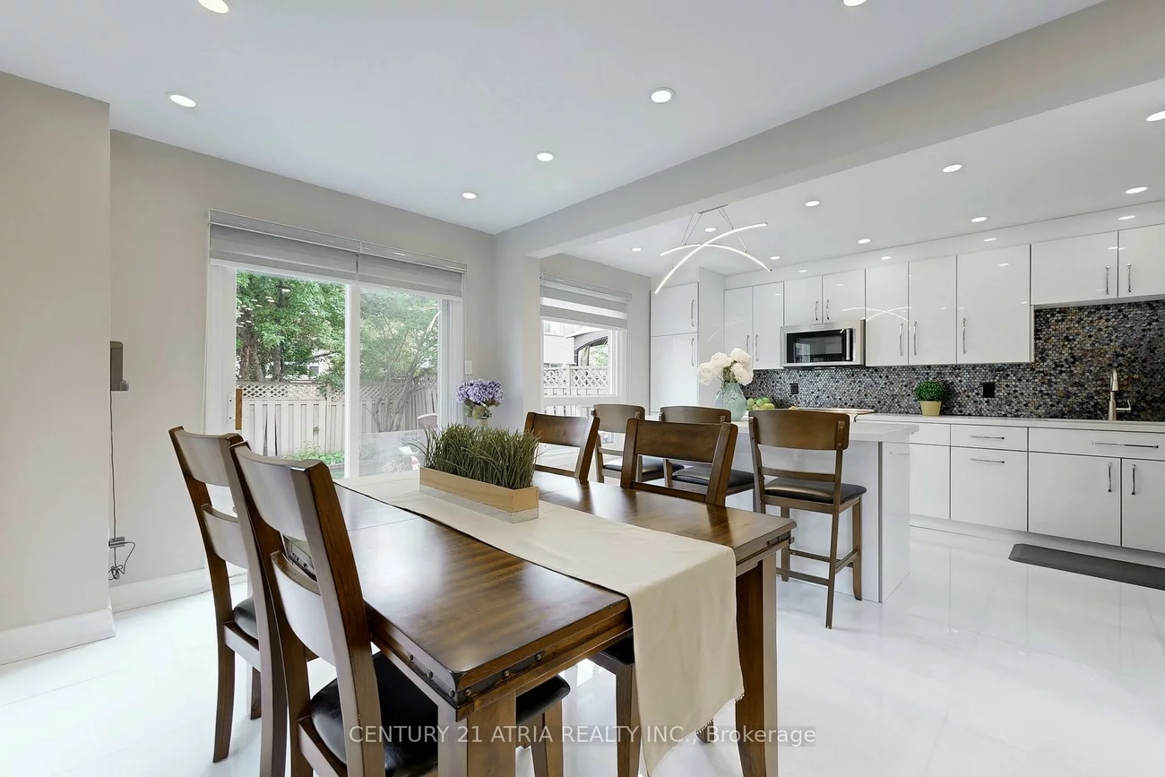 60, Steepleview, North Richvale, Richmond Hill