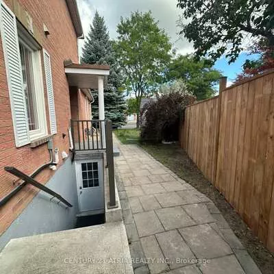 60, Steepleview, North Richvale, Richmond Hill