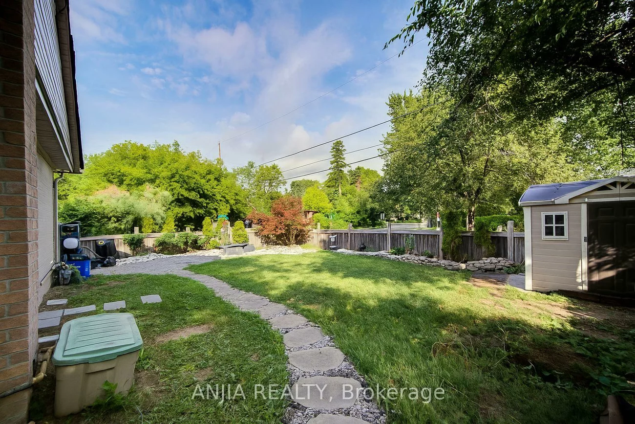 5, Beaverton, Crosby, Richmond Hill