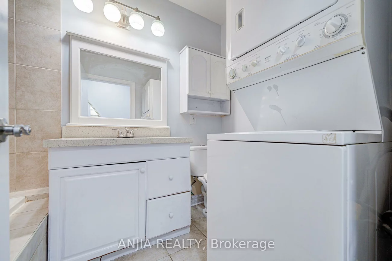 5, Beaverton, Crosby, Richmond Hill