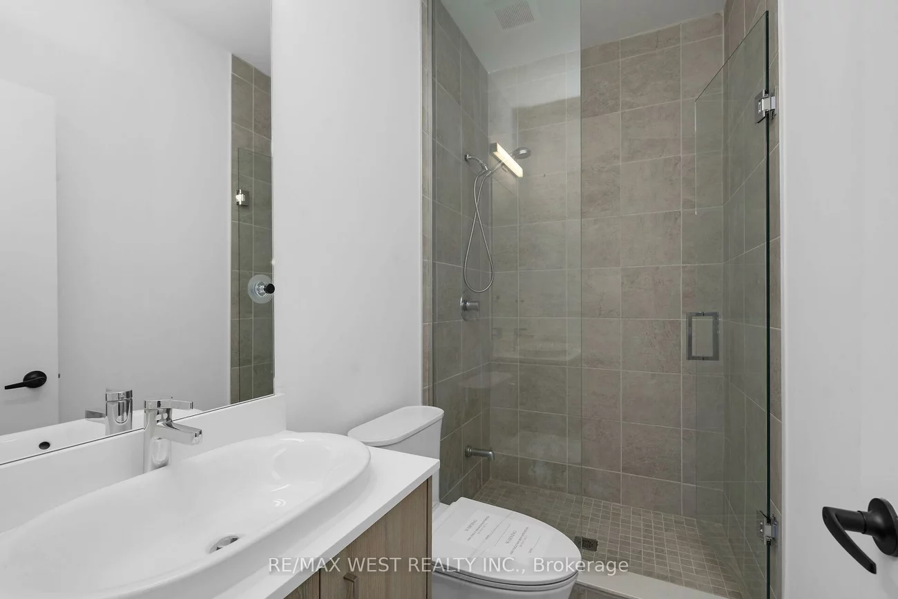29, Direzze, Mill Pond, Richmond Hill