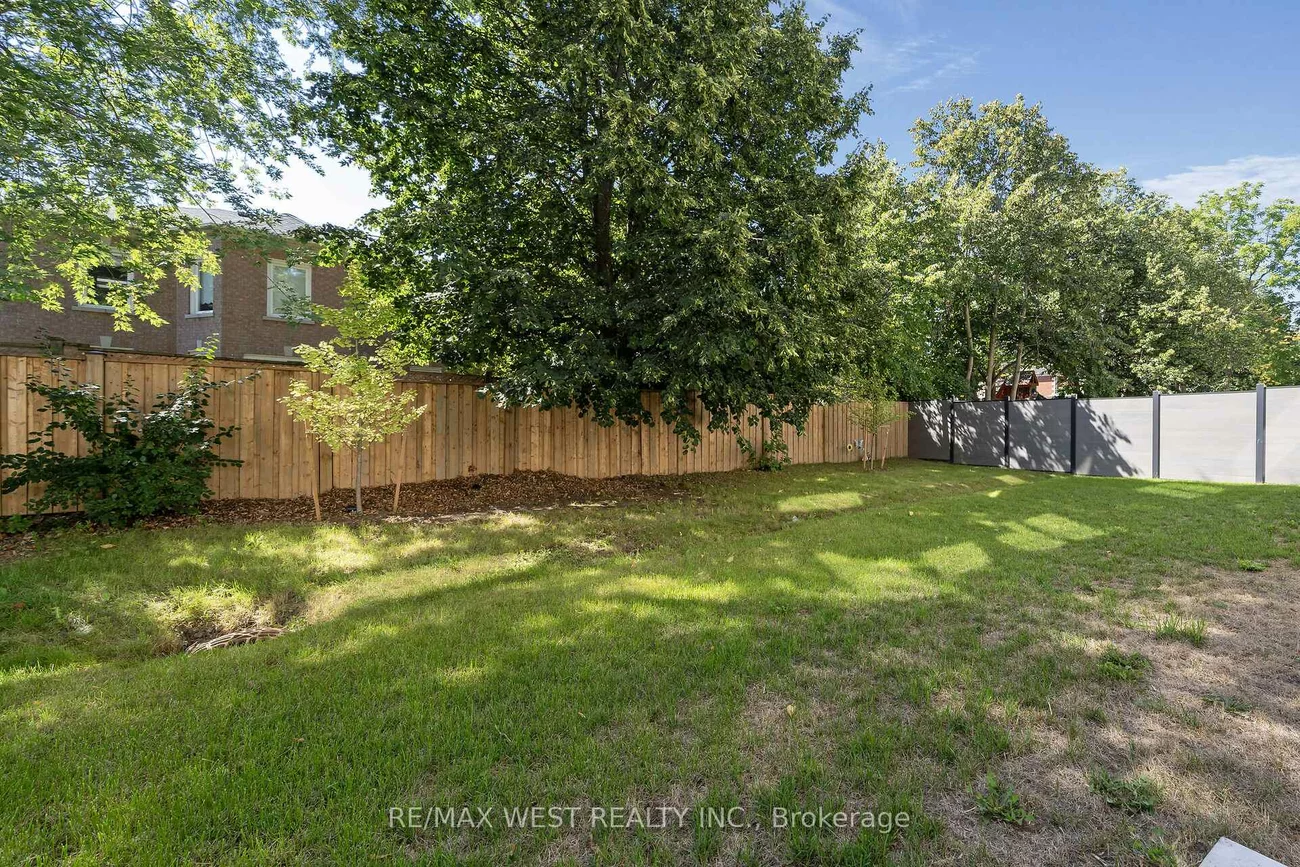 29, Direzze, Mill Pond, Richmond Hill