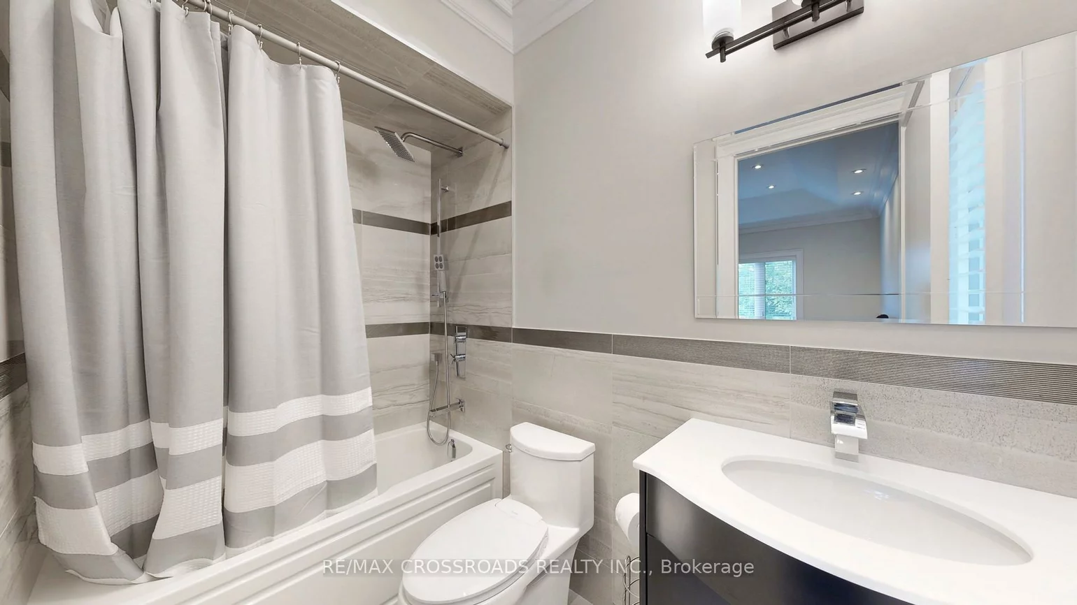 635, Elgin Mills, Mill Pond, Richmond Hill