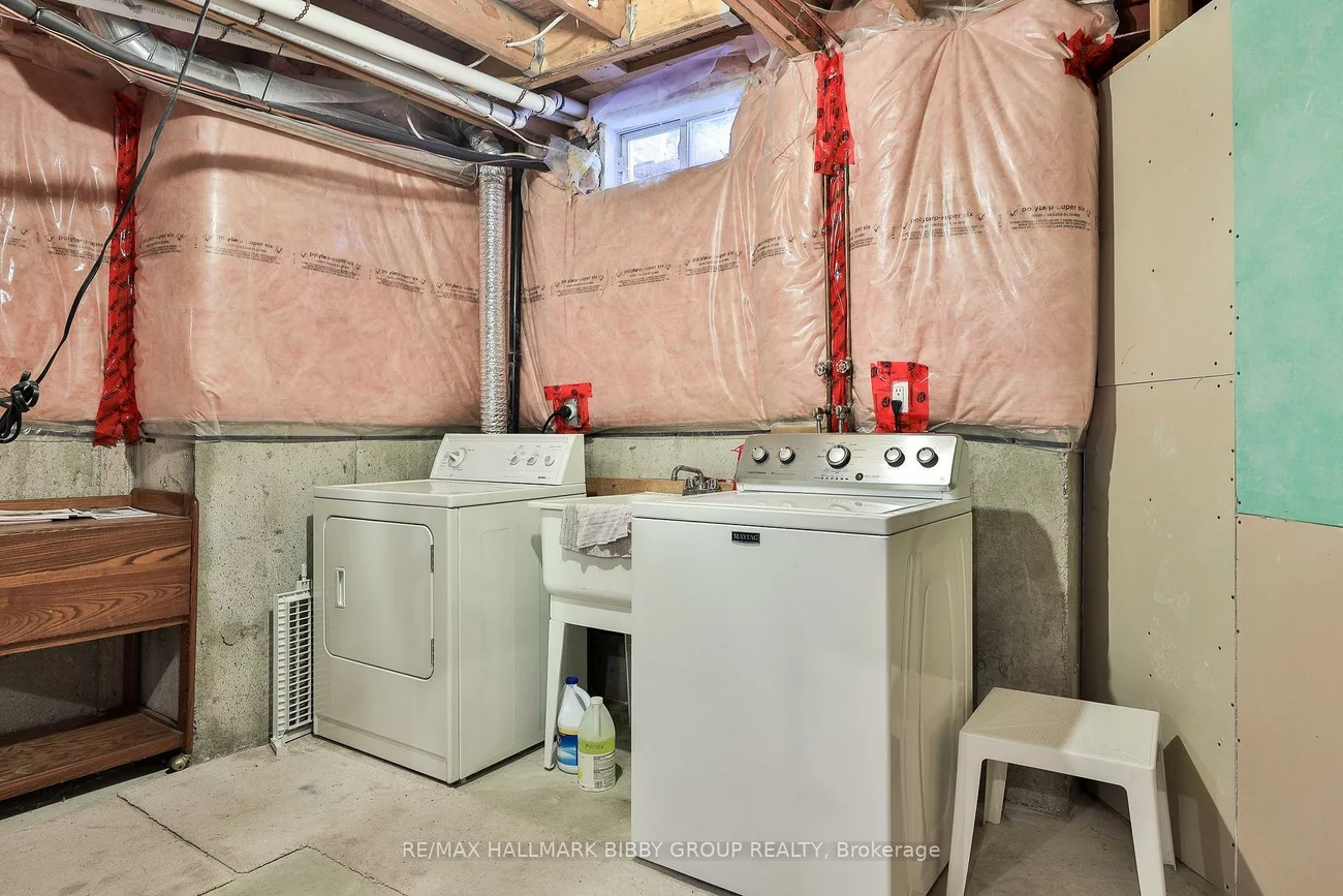 26, Lark, Devonsleigh, Richmond Hill