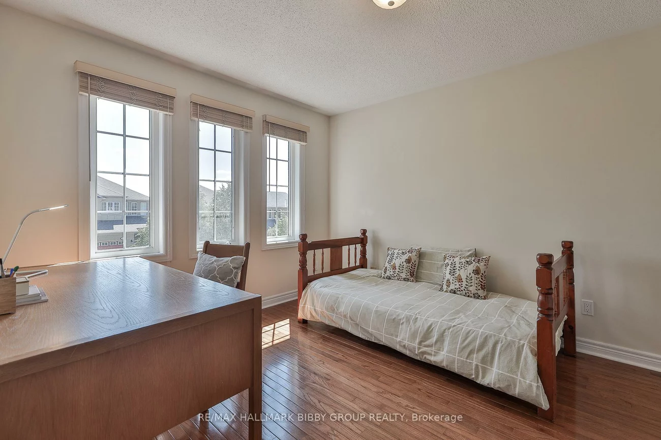 26, Lark, Devonsleigh, Richmond Hill