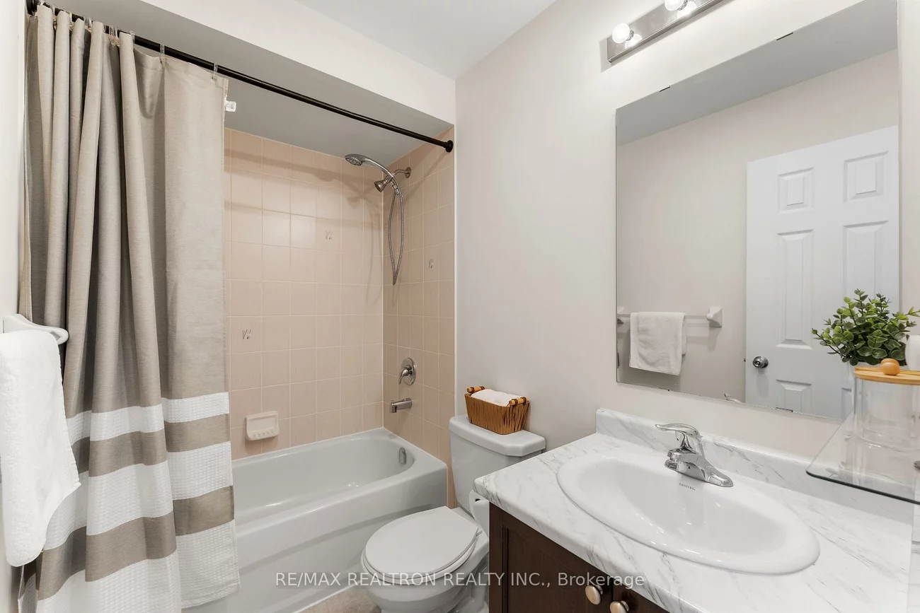 62, Betony, Oak Ridges, Richmond Hill