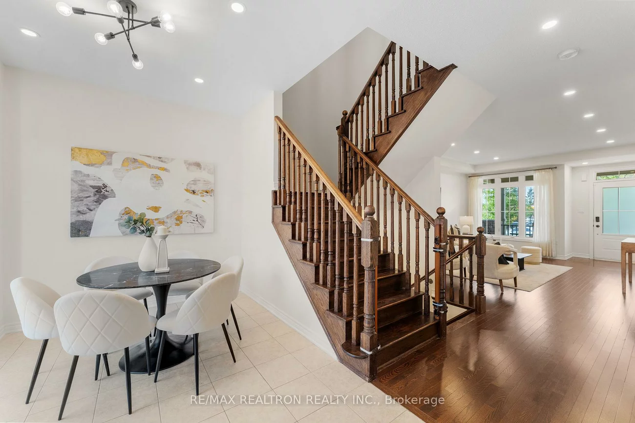62, Betony, Oak Ridges, Richmond Hill