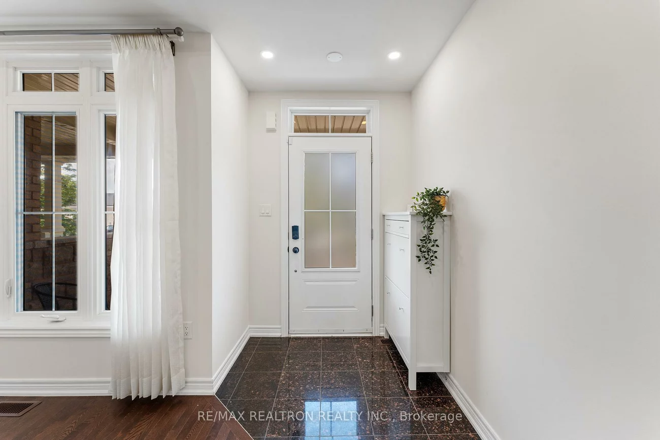 62, Betony, Oak Ridges, Richmond Hill