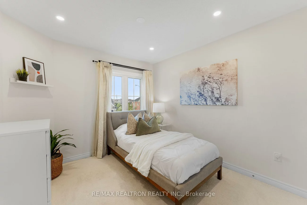 62, Betony, Oak Ridges, Richmond Hill
