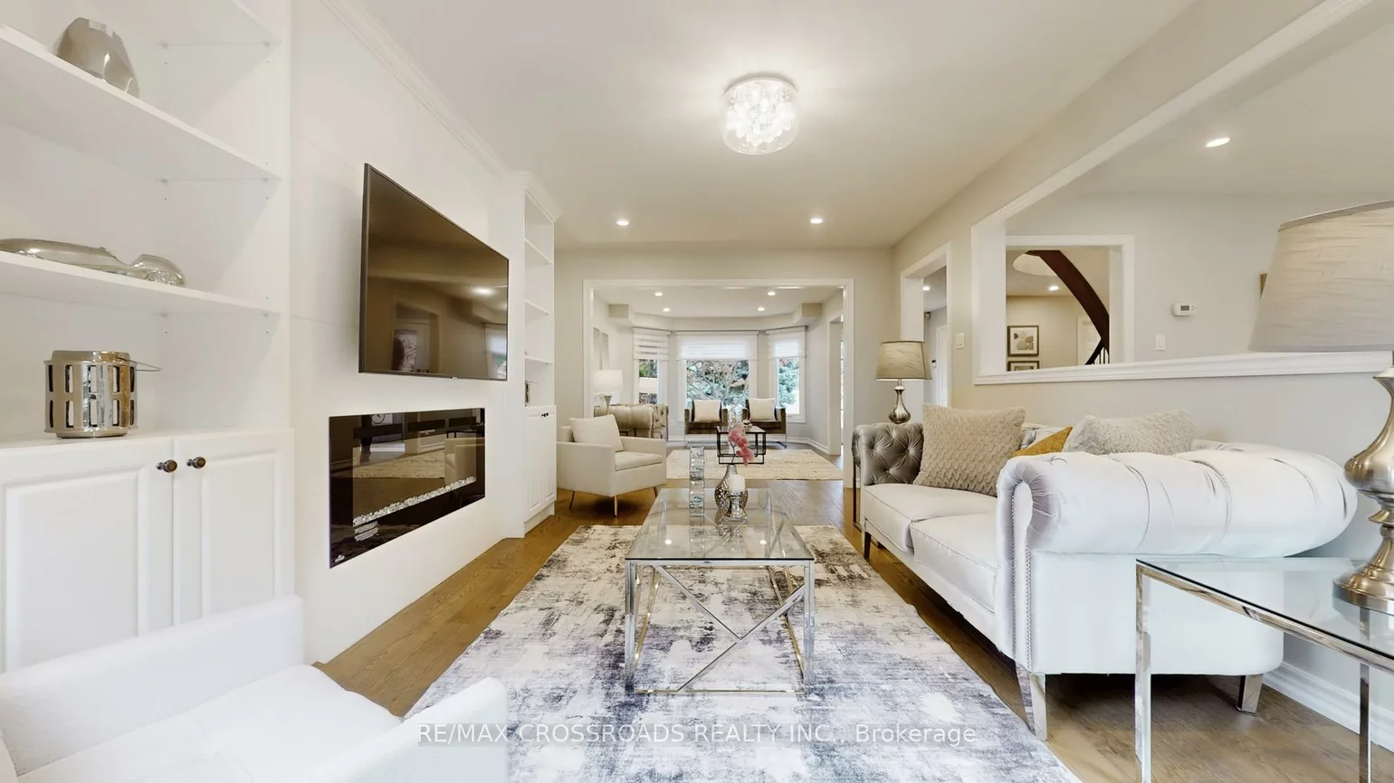 25, Strathearn, Doncrest, Richmond Hill