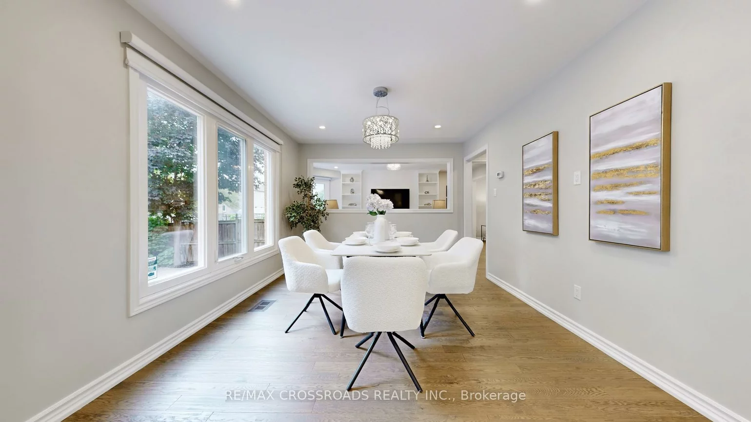25, Strathearn, Doncrest, Richmond Hill