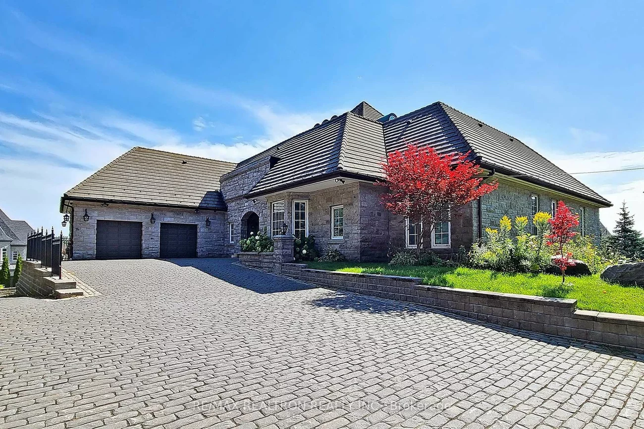 16, Finesse, Oak Ridges Lake Wilcox, Richmond Hill