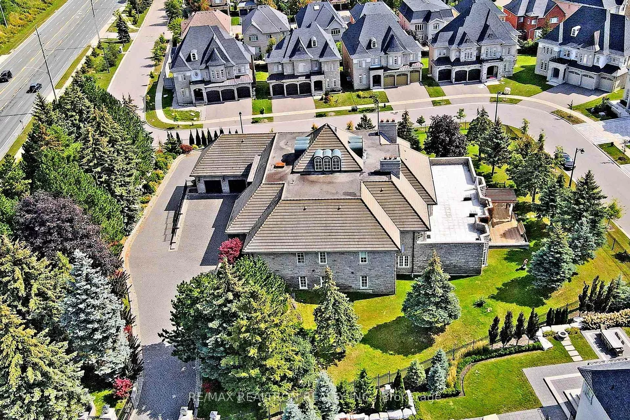 16, Finesse, Oak Ridges Lake Wilcox, Richmond Hill