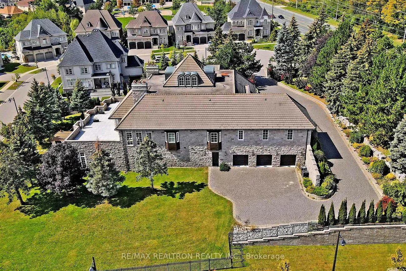 16, Finesse, Oak Ridges Lake Wilcox, Richmond Hill