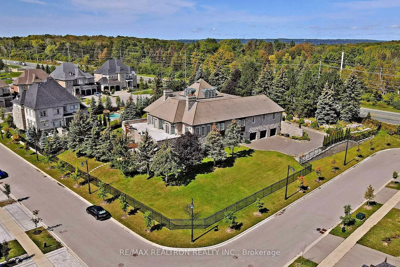 16, Finesse, Oak Ridges Lake Wilcox, Richmond Hill