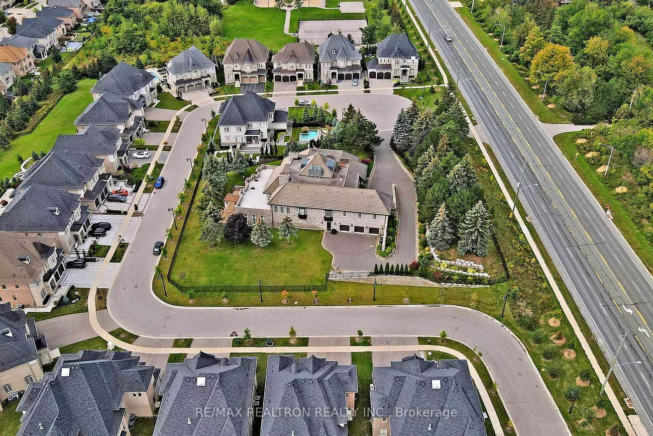 16, Finesse, Oak Ridges Lake Wilcox, Richmond Hill