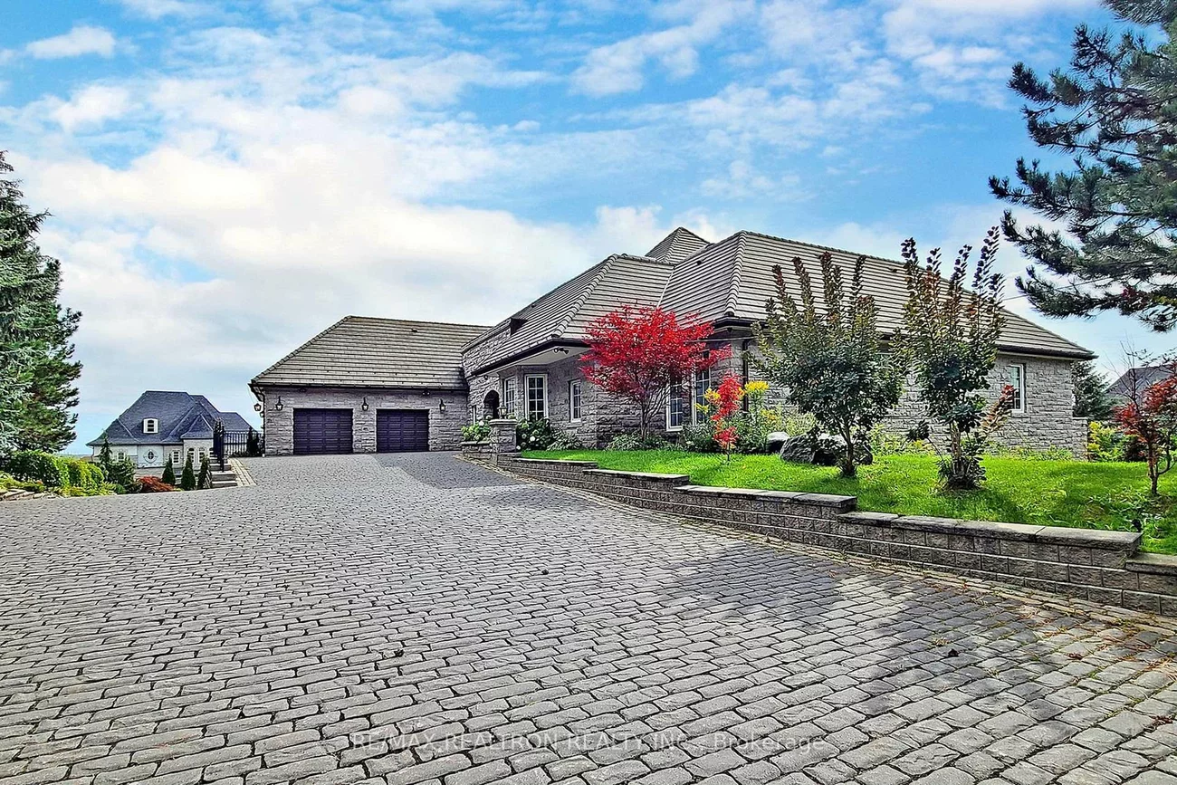 16, Finesse, Oak Ridges Lake Wilcox, Richmond Hill