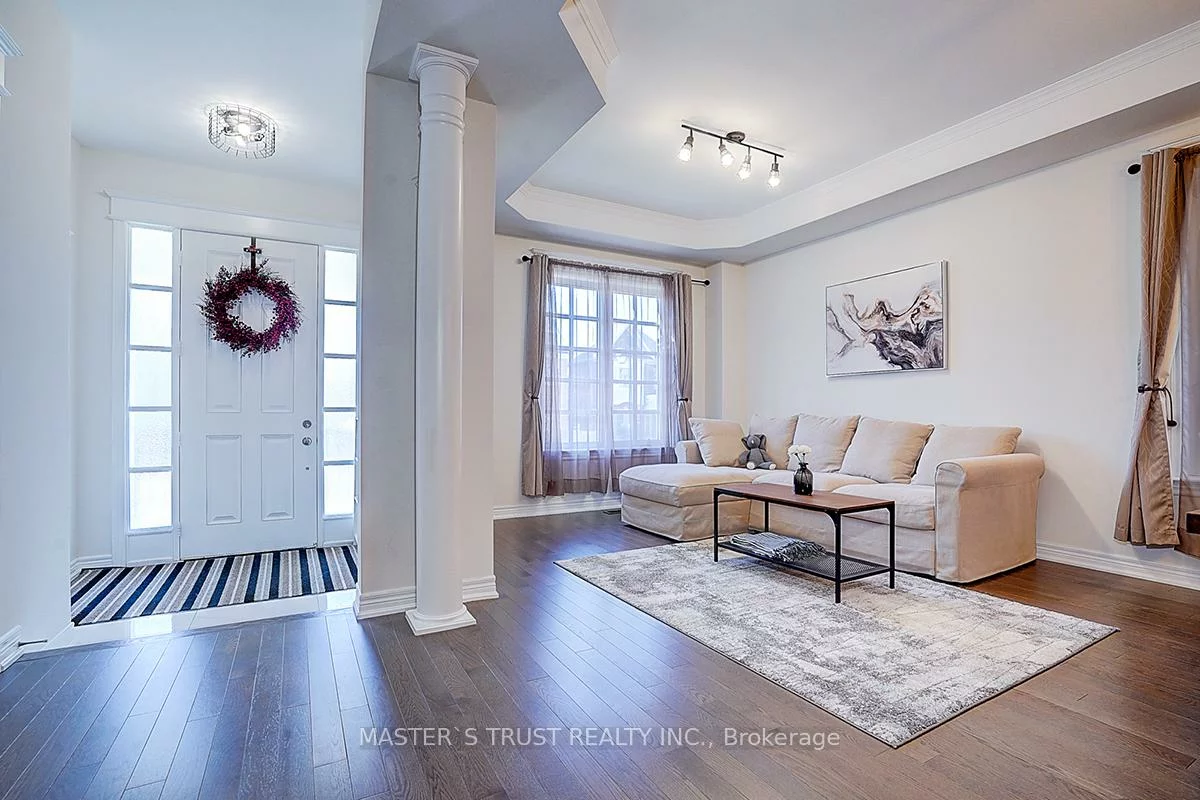 242, Paradelle, Oak Ridges Lake Wilcox, Richmond Hill