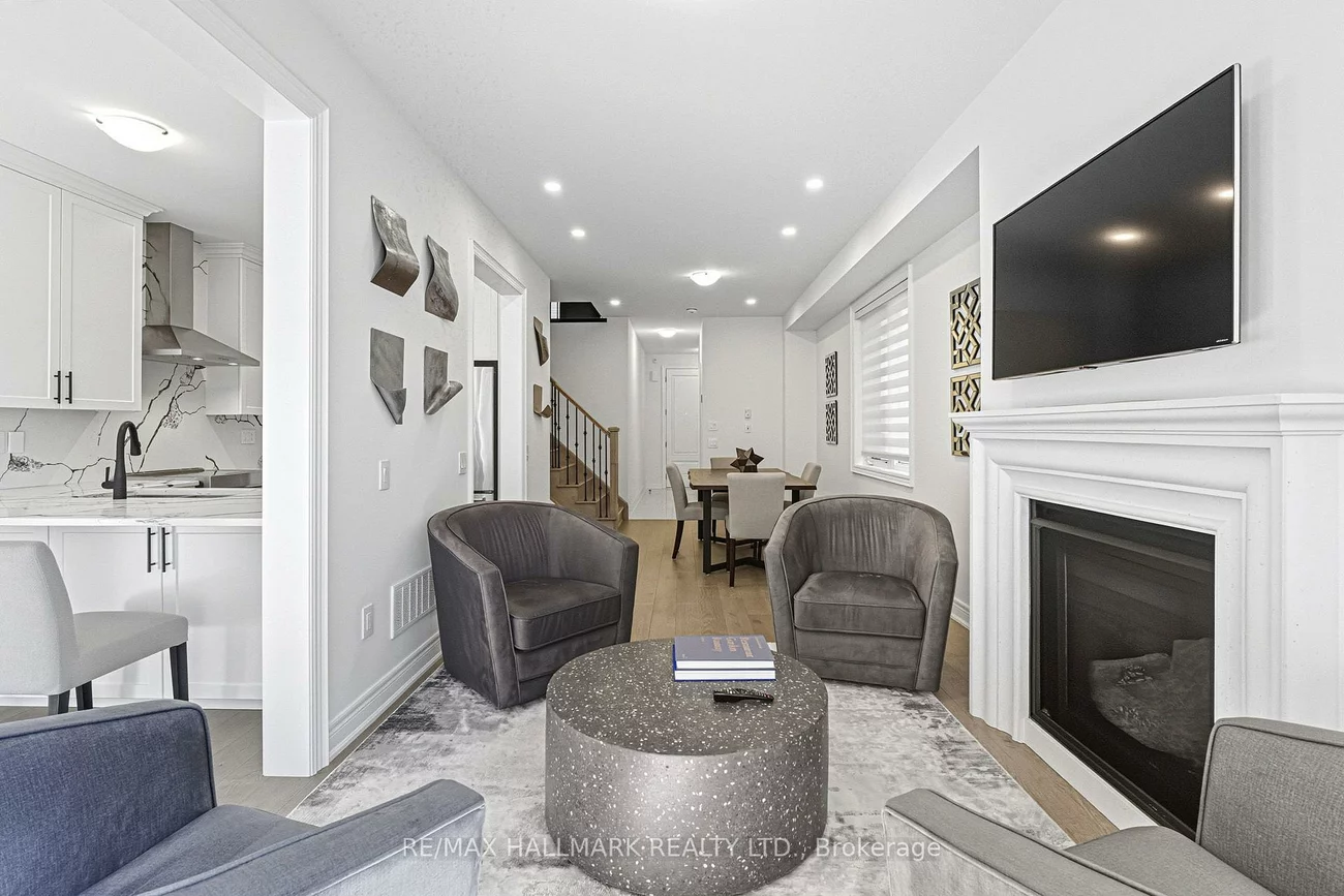 92, Drizzel, Oak Ridges, Richmond Hill
