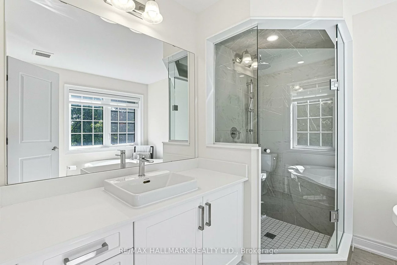 92, Drizzel, Oak Ridges, Richmond Hill
