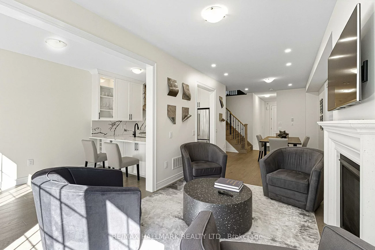 92, Drizzel, Oak Ridges, Richmond Hill