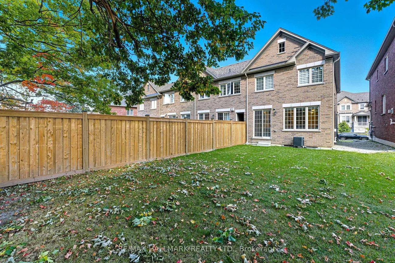 92, Drizzel, Oak Ridges, Richmond Hill