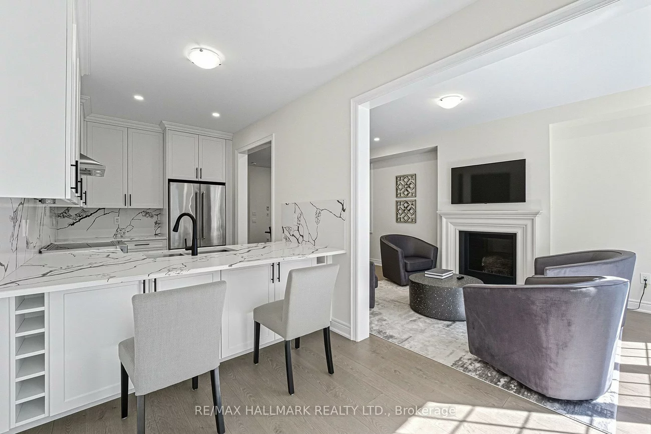92, Drizzel, Oak Ridges, Richmond Hill