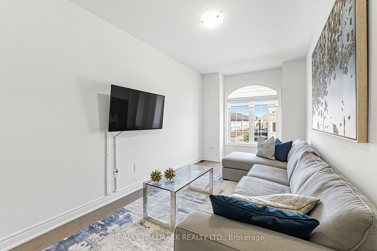 92, Drizzel, Oak Ridges, Richmond Hill