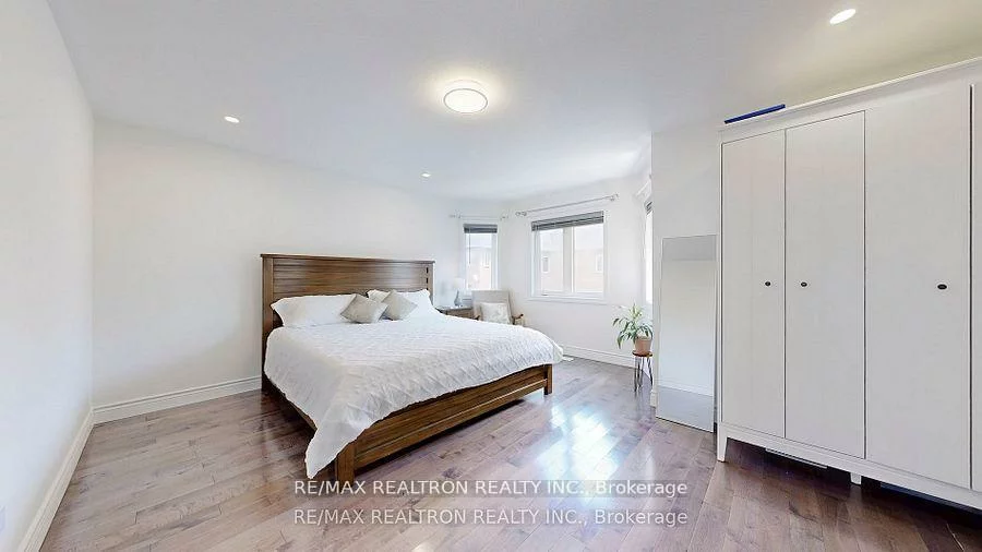 34, Hubner, Oak Ridges, Richmond Hill