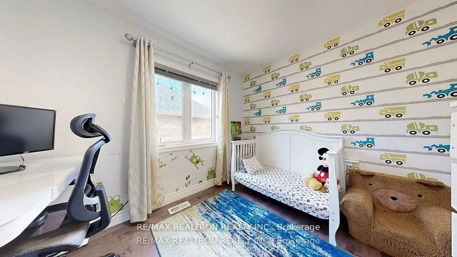 34, Hubner, Oak Ridges, Richmond Hill