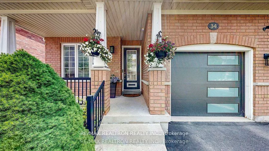 34, Hubner, Oak Ridges, Richmond Hill
