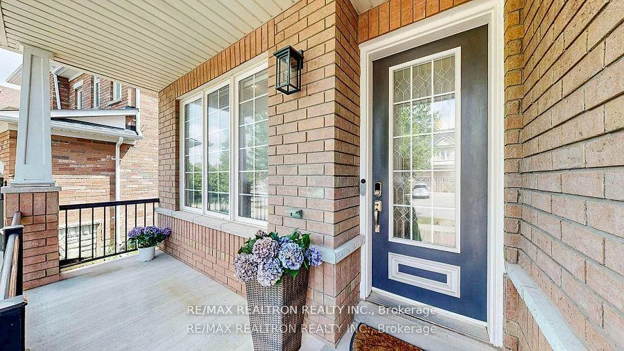 34, Hubner, Oak Ridges, Richmond Hill