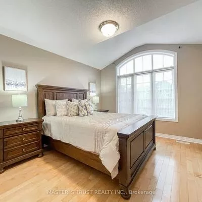70, Brass, Jefferson, Richmond Hill